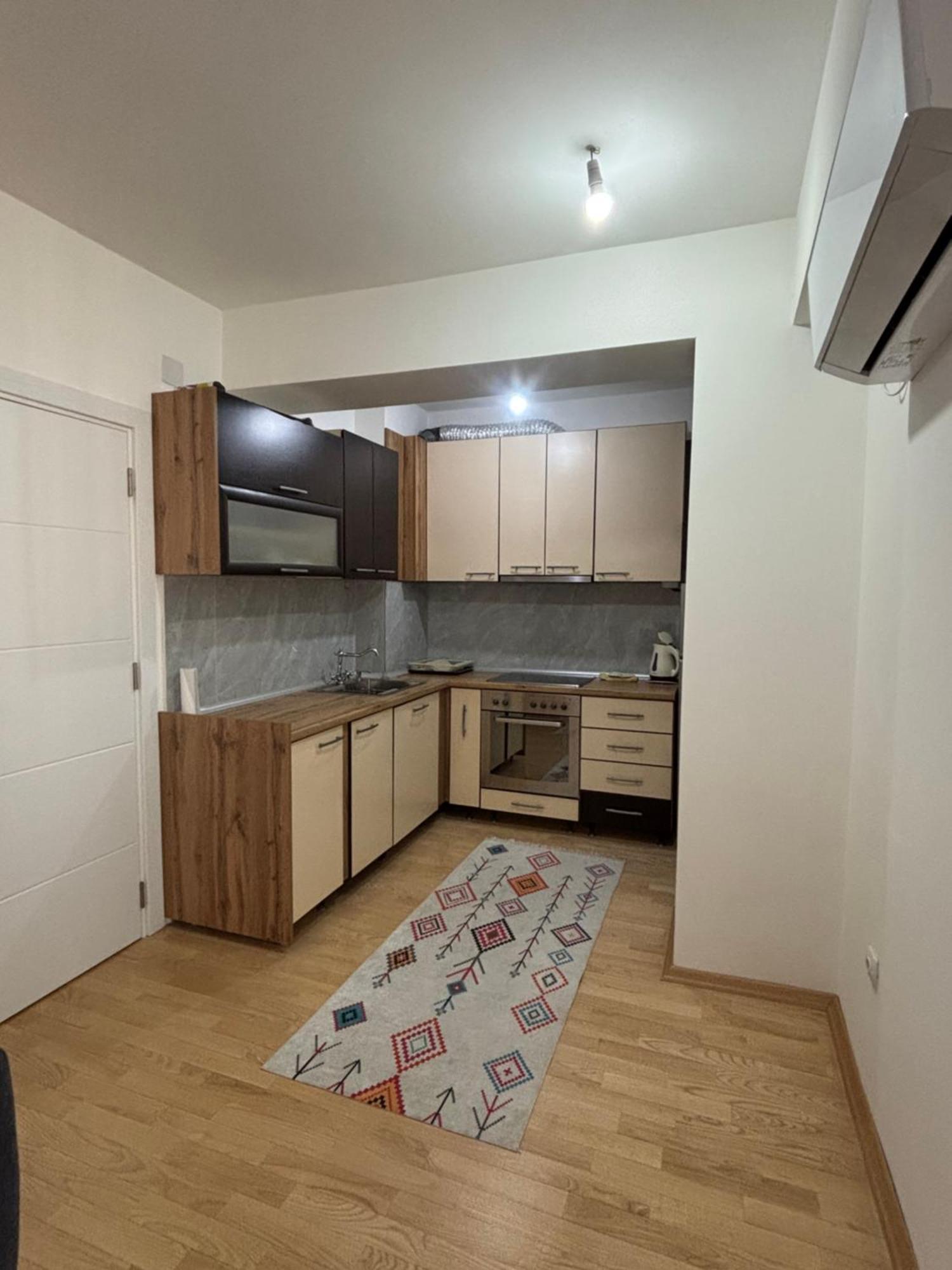 Aria Residence & Ѕра, Apartment 1-43, Level 8 บิโตลา ภายนอก รูปภาพ