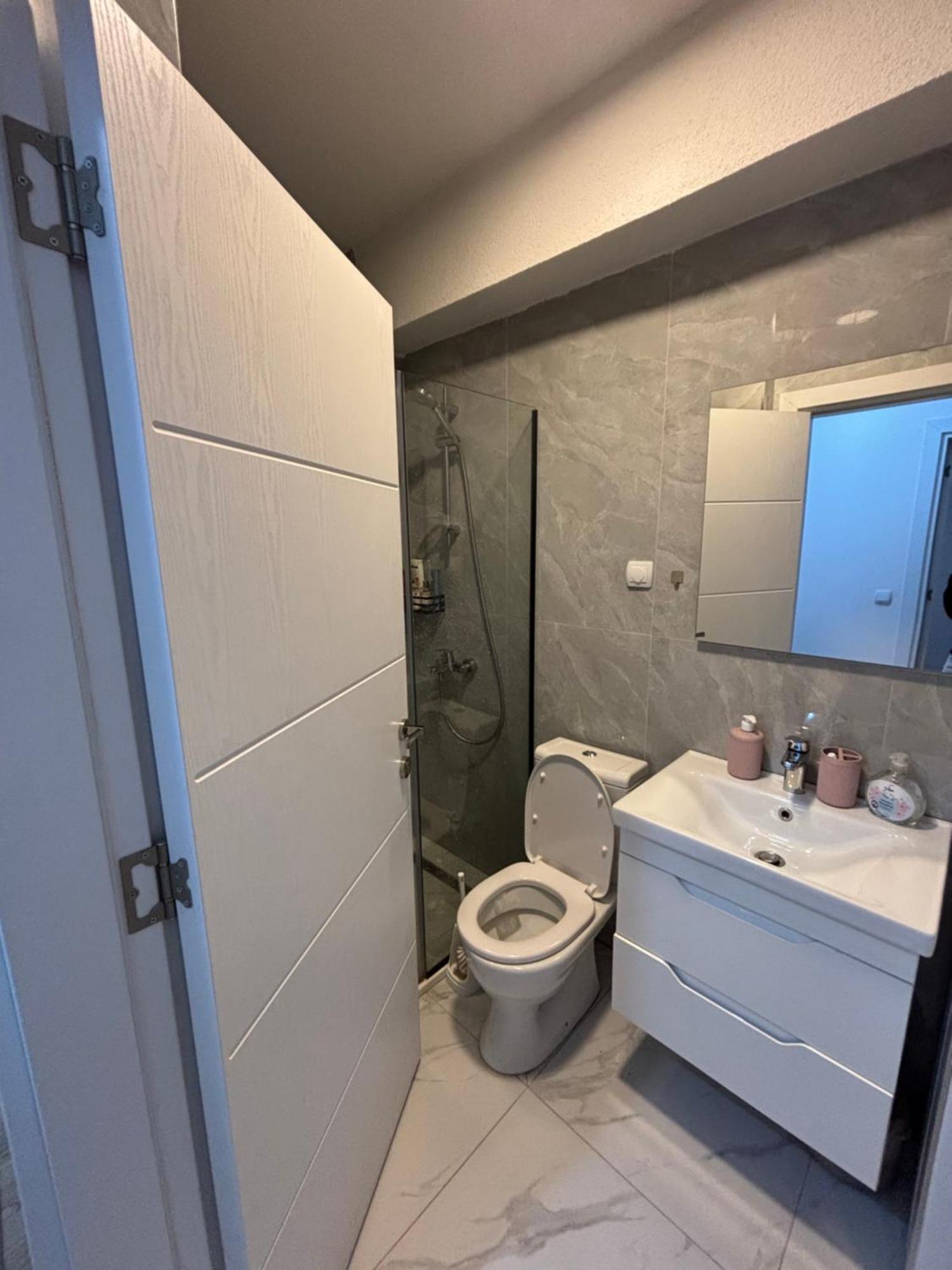 Aria Residence & Ѕра, Apartment 1-43, Level 8 บิโตลา ภายนอก รูปภาพ